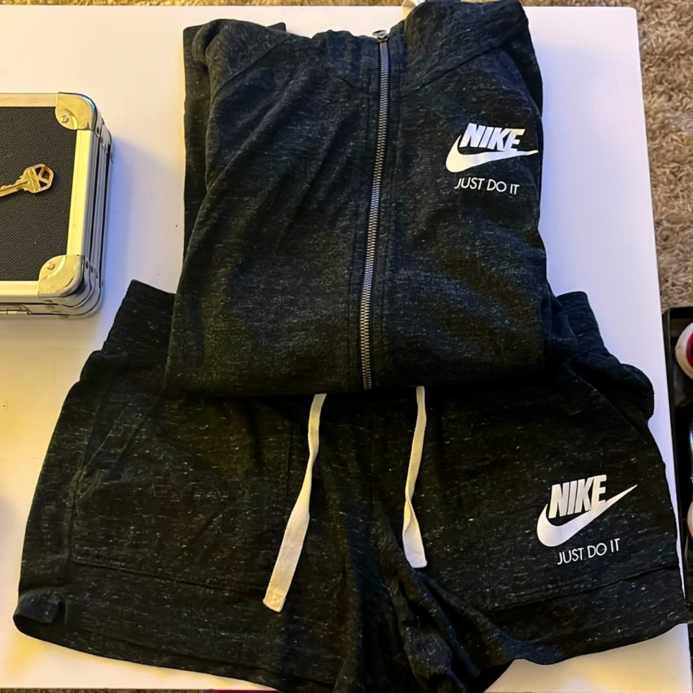 Nike workout set